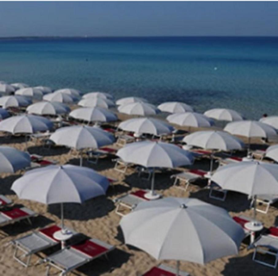 Hotel Baia Verde Gallipoli Bagian luar foto